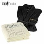 gntm-germanys-next-topmodel-bademantel-s-xl-schwarz-kuscheldecke-150x200-pearl_4588