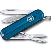 Victorinox Classic SD, Schweizer Taschenmesser, Klein, 7 Funktionen, in Türkis, Grün, Grau, Tropical, Schwarz oder Avocado für 18,10(statt 23,48€)